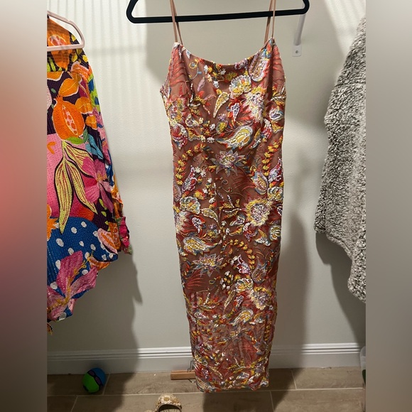 Elliatt Vespers Embellished Midi Dress - floral sequin - Size M - Picture 2 of 15